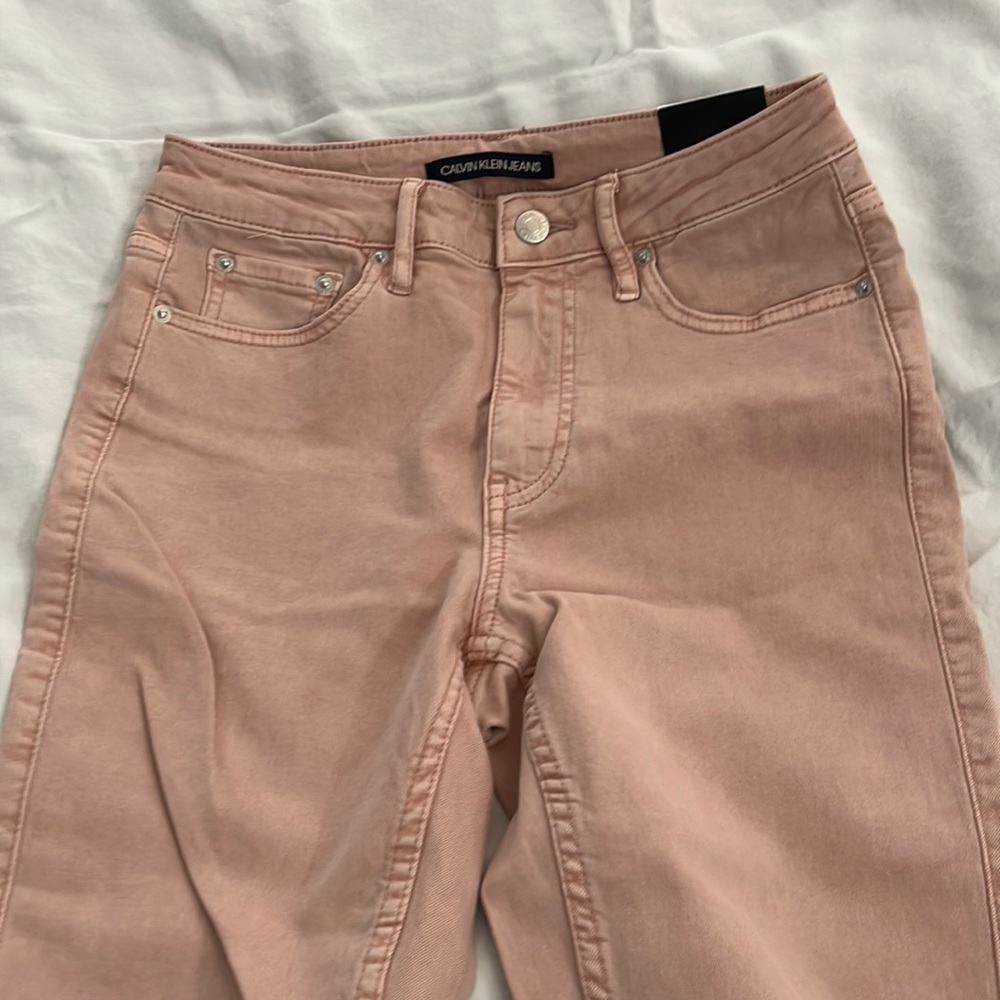 Calvin Klein skinny jeans, size 2. Brand new
